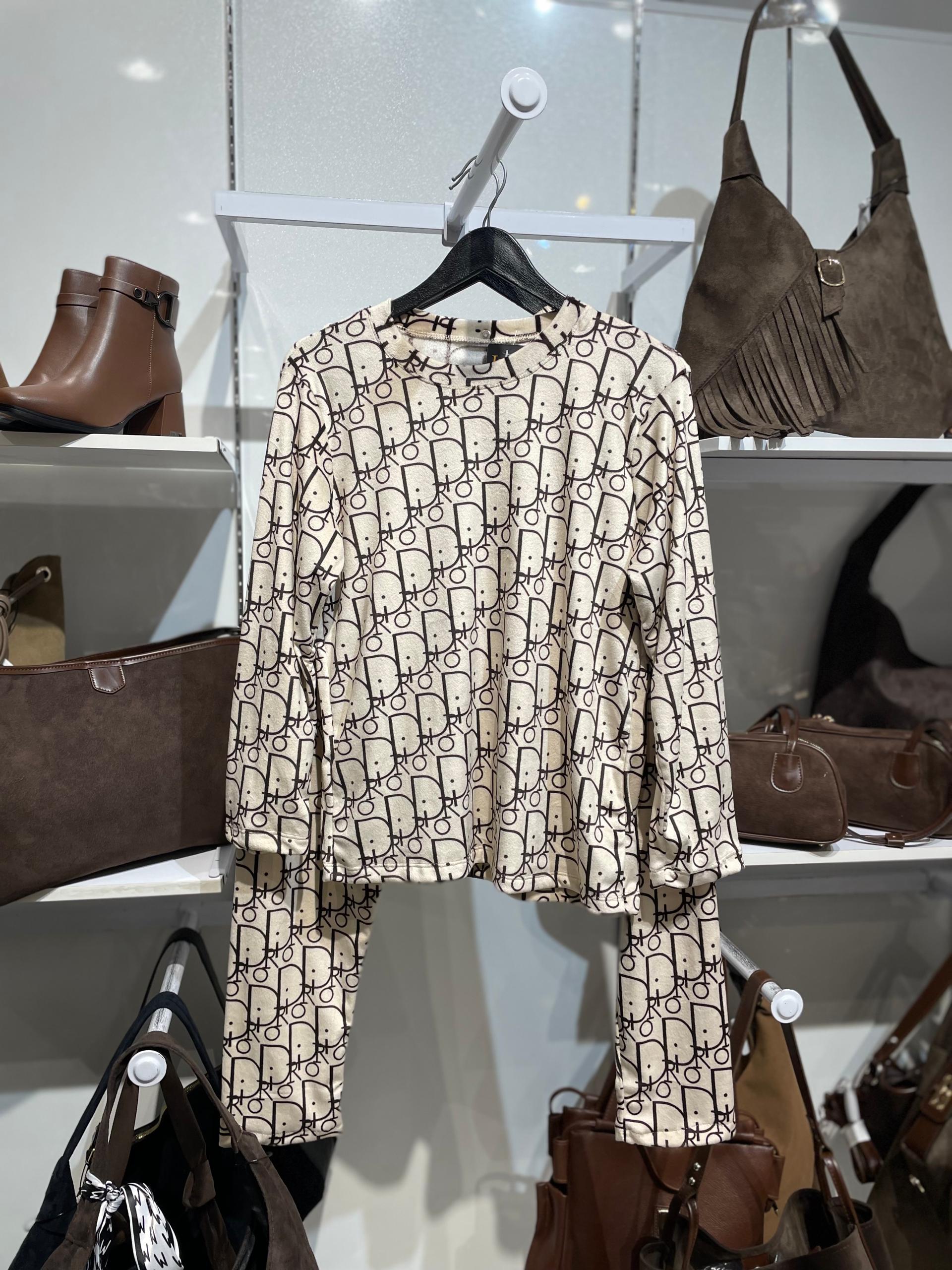 8543ff98-99e8-46f7-86b1-a2214b9dd1ec